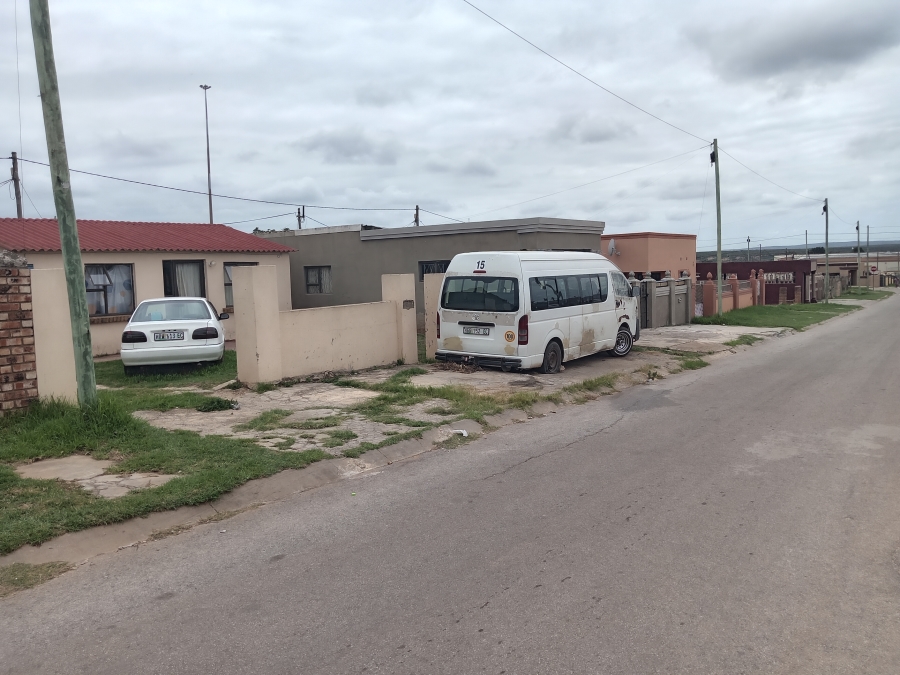 2 Bedroom Property for Sale in Kwa Nobuhle Eastern Cape